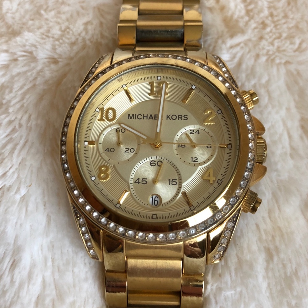 Michael Kors gold watch - Picture 2 of 7